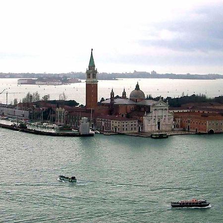 Residenza La Torretta Apartment Veneţia Exterior foto
